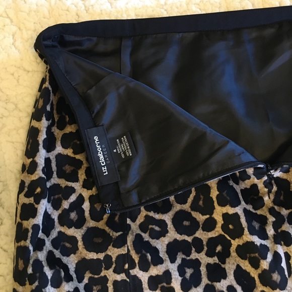 Liz Claiborne Micro Suede Animal Print Skirt - Picture 3 of 9